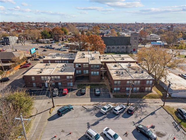 3725 Morganford Road, St Louis, MO 63116