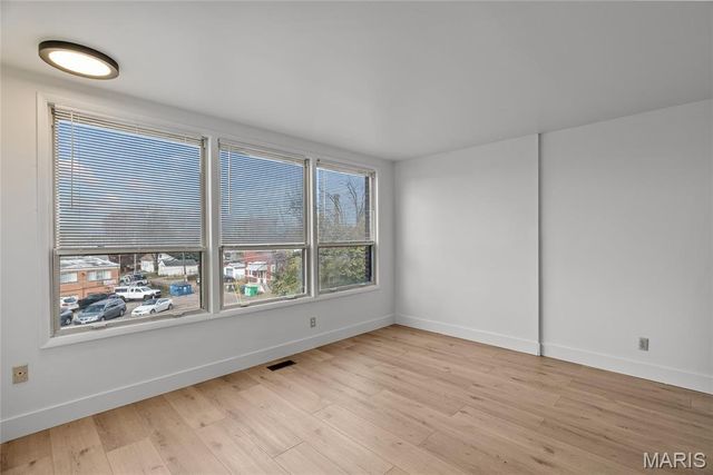 3725 Morganford Road, St Louis, MO 63116