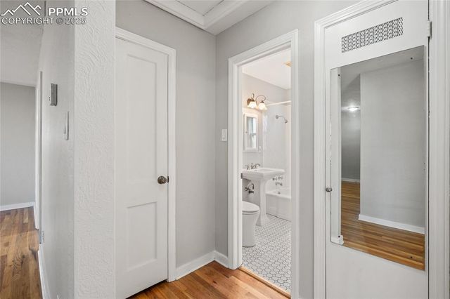 2506 N Corona Street, Colorado Springs, CO 80907