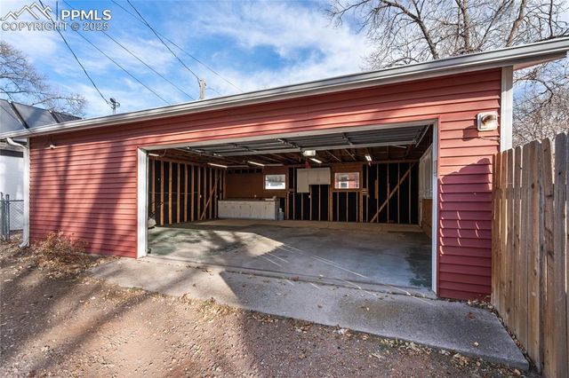 2506 N Corona Street, Colorado Springs, CO 80907