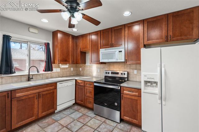 2506 N Corona Street, Colorado Springs, CO 80907