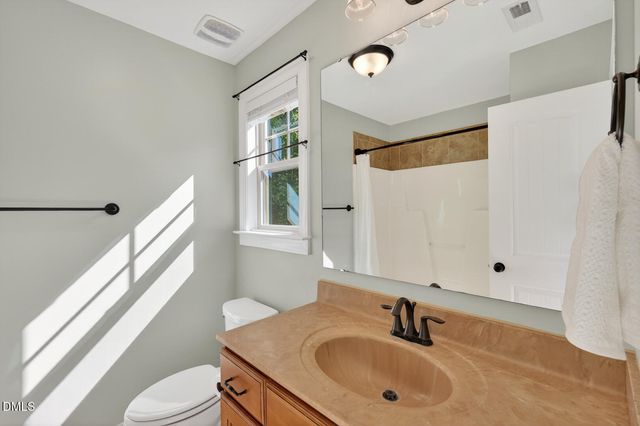 40 Larkspur Court, Youngsville, NC 27596