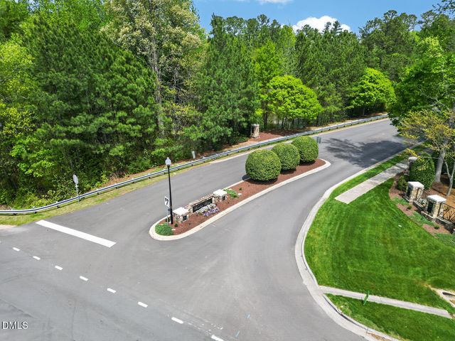 40 Larkspur Court, Youngsville, NC 27596