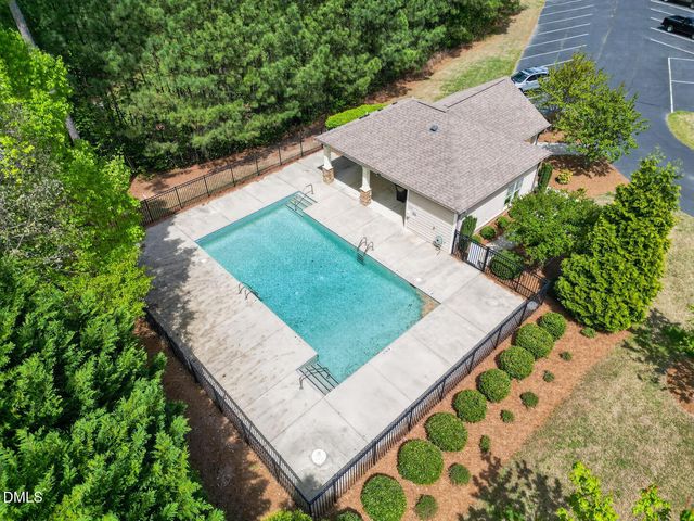 40 Larkspur Court, Youngsville, NC 27596