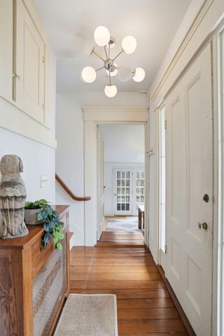 194 Center Street, Yarmouth Port, MA 02675