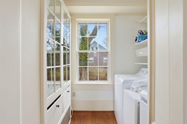 194 Center Street, Yarmouth Port, MA 02675