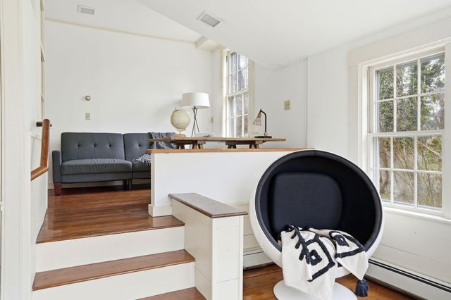 194 Center Street, Yarmouth Port, MA 02675