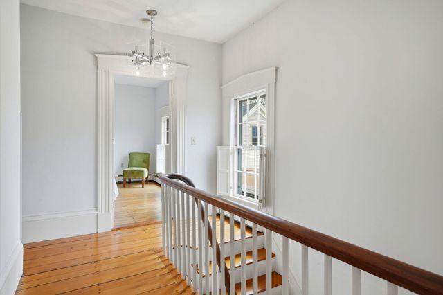 194 Center Street, Yarmouth Port, MA 02675