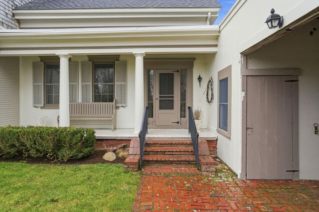 194 Center Street, Yarmouth Port, MA 02675