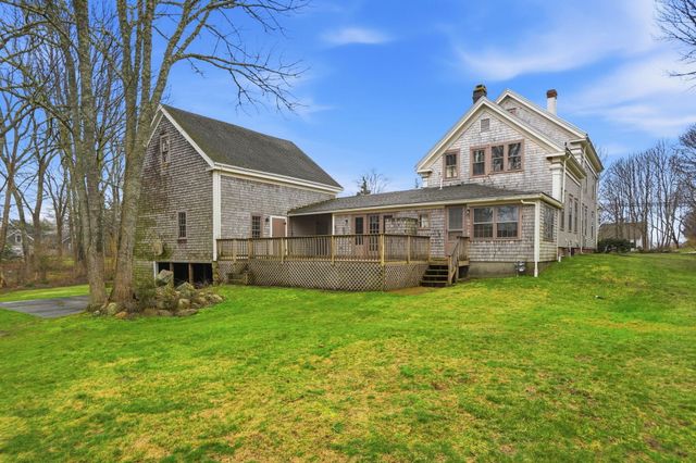 194 Center Street, Yarmouth Port, MA 02675