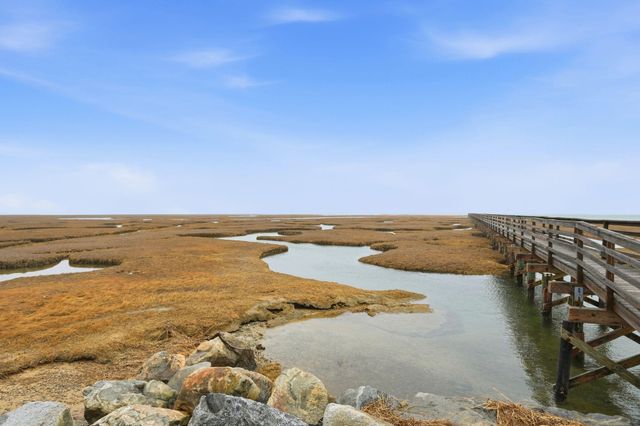 194 Center Street, Yarmouth Port, MA 02675