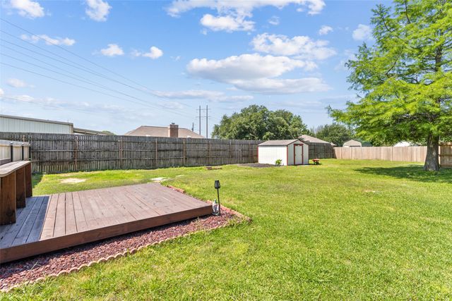 11 Woodhaven Court, Krugerville, TX 76227
