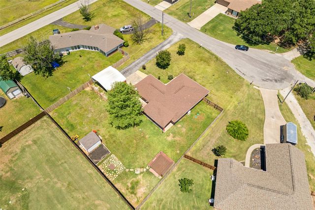 11 Woodhaven Court, Krugerville, TX 76227