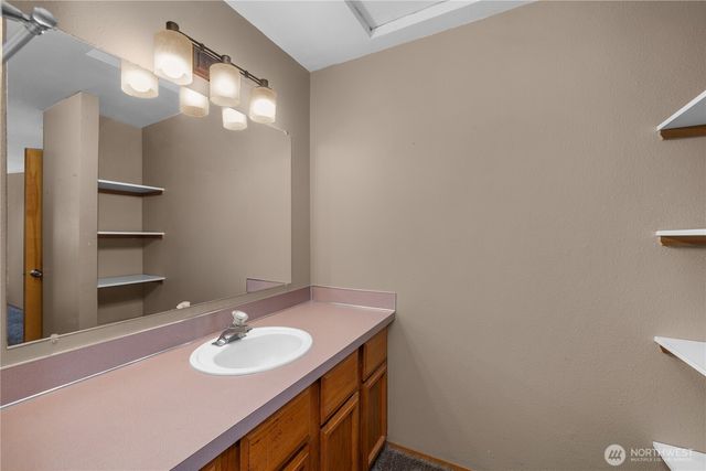 1426 Wingwood Place, Shelton, WA 98584