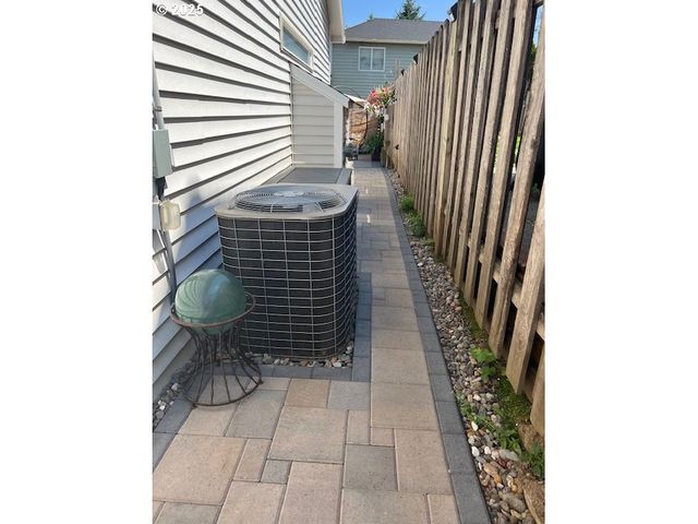 22146 Sw LITTLE JOHN Ter, Sherwood, OR 97140