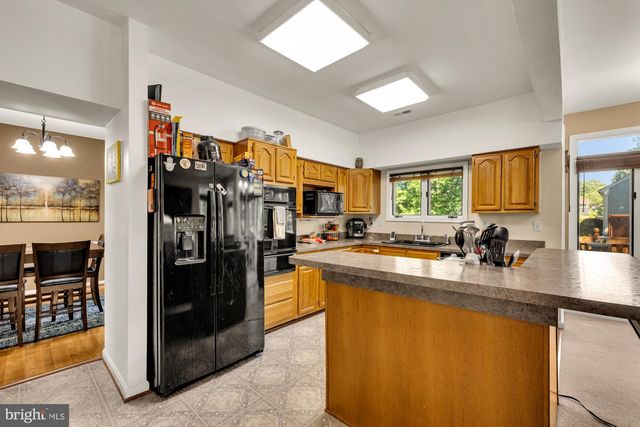 5007 DAMSELFISH CT, Waldorf, MD 20603