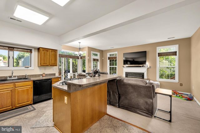 5007 DAMSELFISH CT, Waldorf, MD 20603