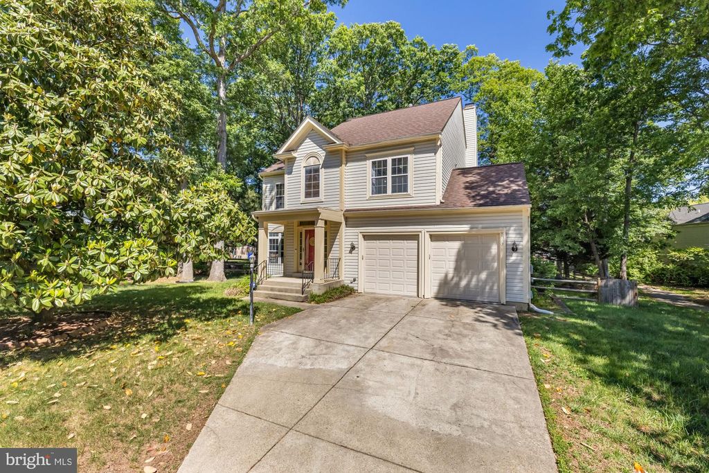 Image 2 of property listing at 5007 DAMSELFISH CT, Waldorf, MD 20603
