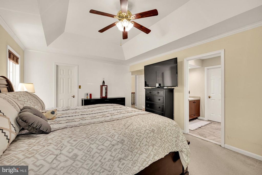 Image 26 of property listing at 5007 DAMSELFISH CT, Waldorf, MD 20603