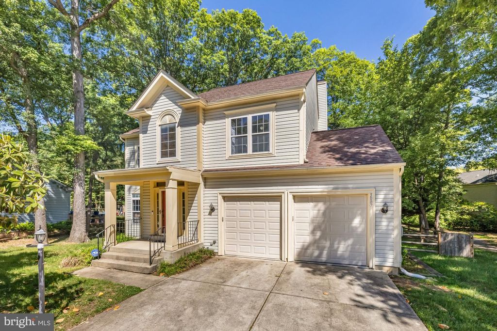 Image 3 of property listing at 5007 DAMSELFISH CT, Waldorf, MD 20603