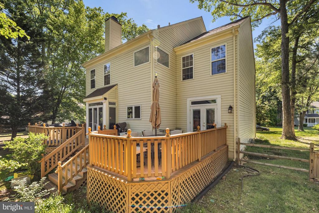 Image 44 of property listing at 5007 DAMSELFISH CT, Waldorf, MD 20603