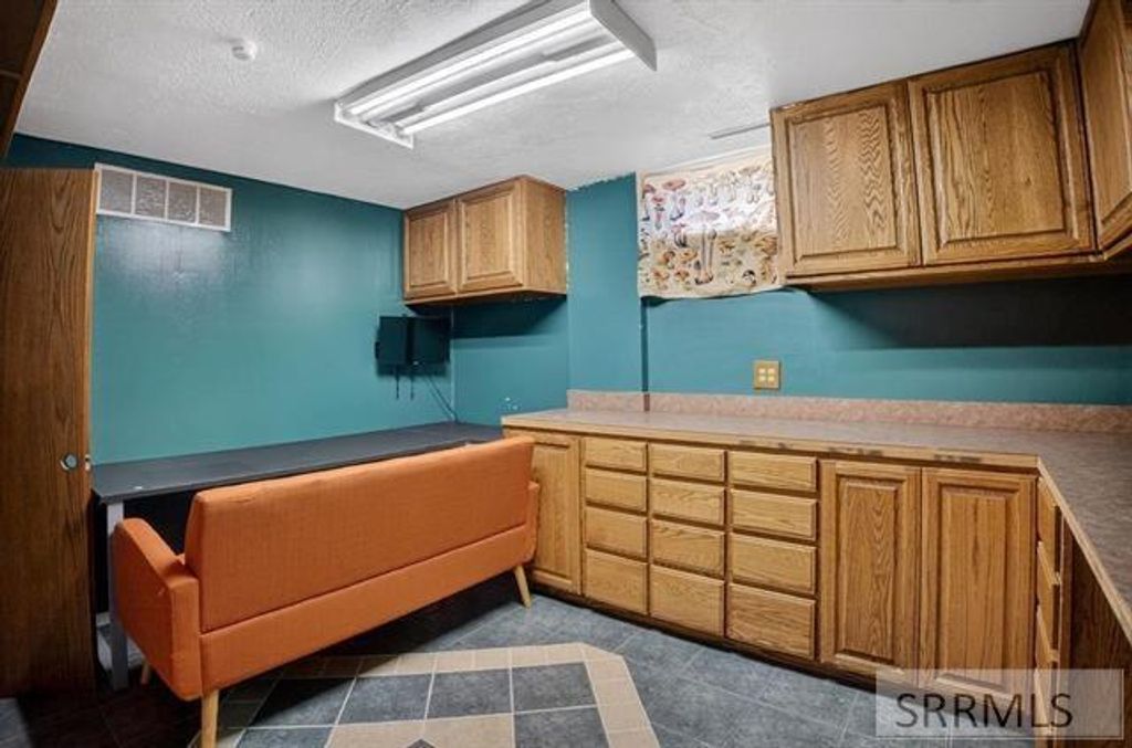 Image 28 of property listing at 3929 Rast Road, American Falls, ID 83211