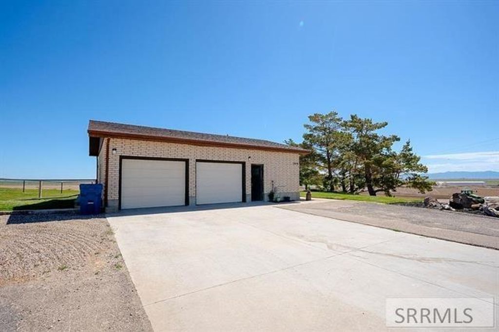 Image 35 of property listing at 3929 Rast Road, American Falls, ID 83211