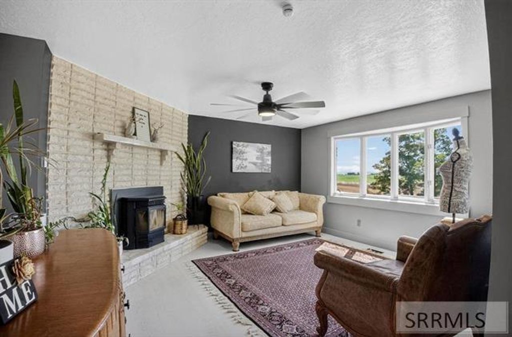 Image 4 of property listing at 3929 Rast Road, American Falls, ID 83211