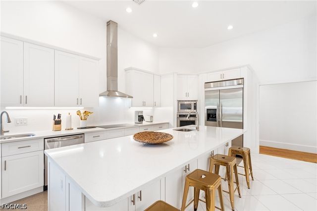 4090 W Gulf DR, Sanibel, FL 33957