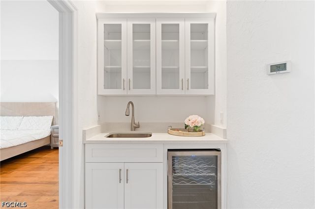 4090 W Gulf DR, Sanibel, FL 33957