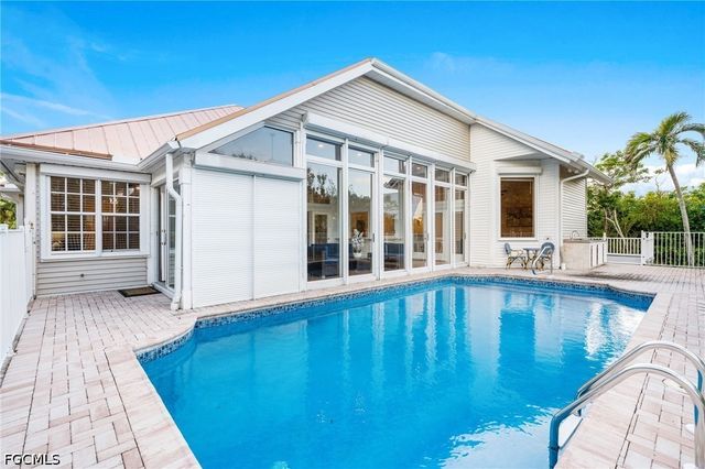 4090 W Gulf DR, Sanibel, FL 33957