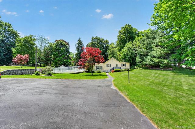 592 Long Pond Road, Mahopac, NY 10541