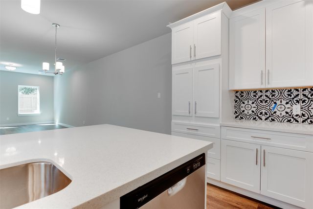 6619 Ezzard Charles Lane, Houston, TX 77091
