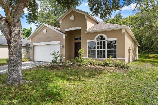 3360 CREEK RUN LANE, Eustis, FL 32736
