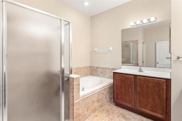 3360 CREEK RUN LANE, Eustis, FL 32736