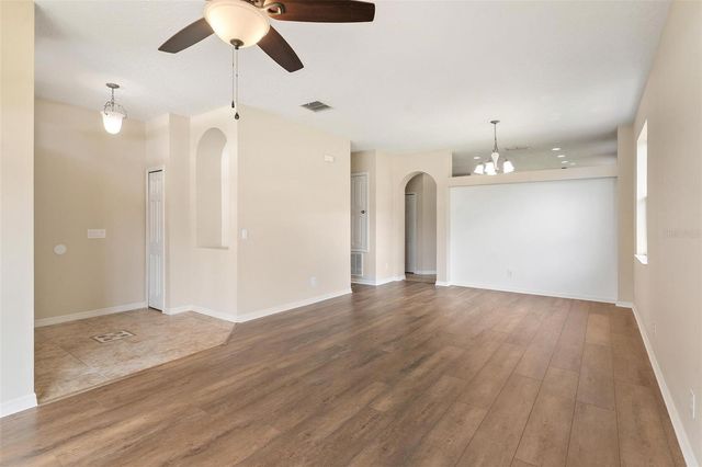 3360 CREEK RUN LANE, Eustis, FL 32736