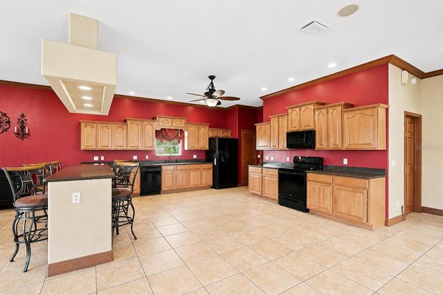 4725 COUNTY ROAD 121D, Wildwood, FL 34785