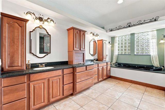 4725 COUNTY ROAD 121D, Wildwood, FL 34785