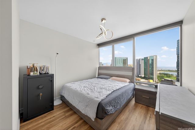 1001 queen Street 2604, Honolulu, HI 96814