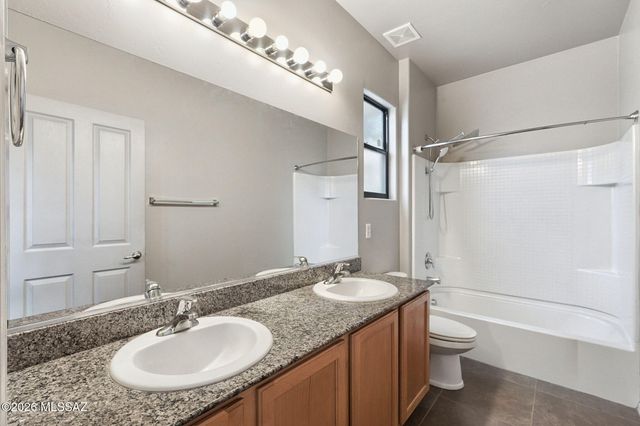8753 N Mugho Pine Trail, Tucson, AZ 85743