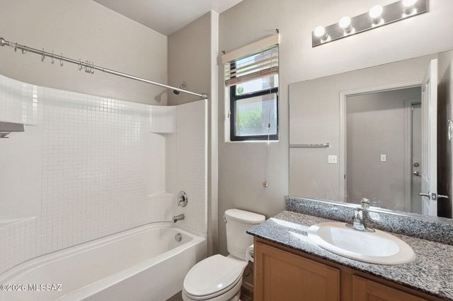 8753 N Mugho Pine Trail, Tucson, AZ 85743