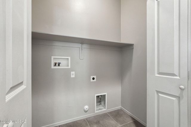 8753 N Mugho Pine Trail, Tucson, AZ 85743