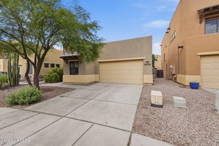 8753 N Mugho Pine Trail, Tucson, AZ 85743