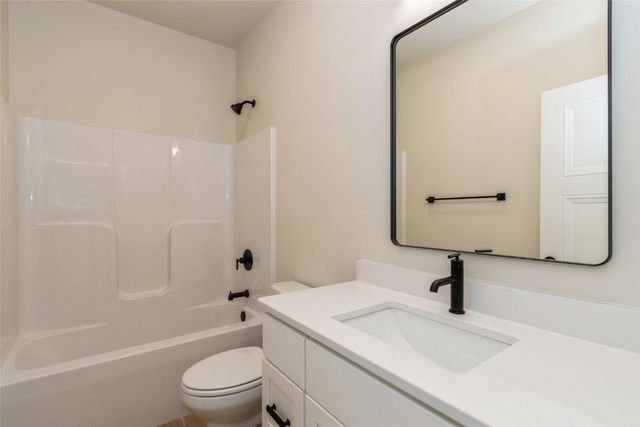 750 Chamberlin Lane, North Liberty, IA 52317