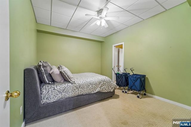 8 Union Hill Road, Denville Township, NJ 07834