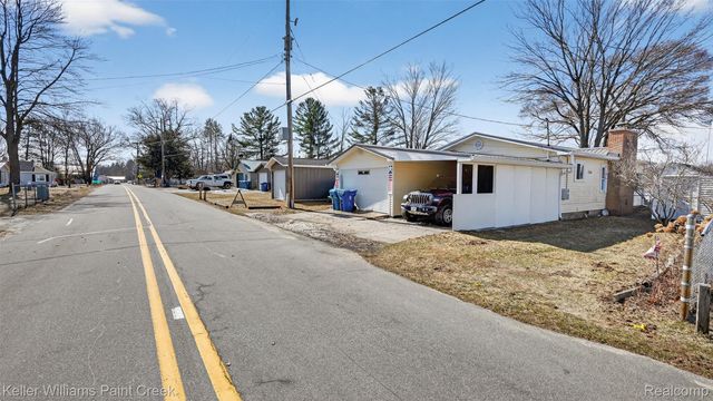 2695 Lakeshore Drive, Secord Township, MI 48624