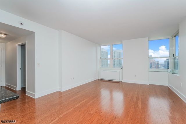 88 Morgan St 3701, Jersey City, NJ 07302
