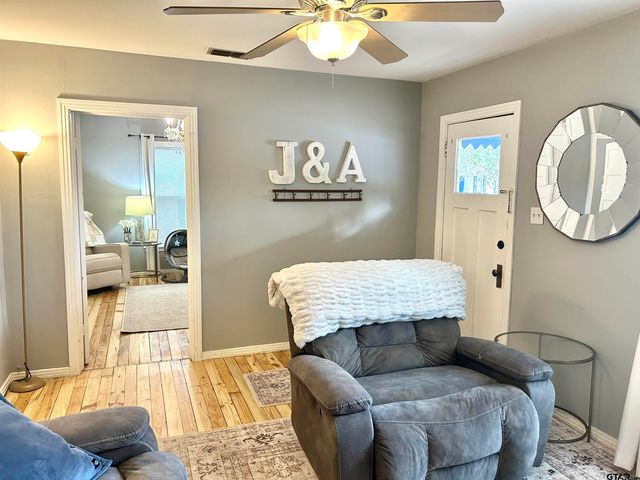 201 Mallory, Lindale, TX 75771