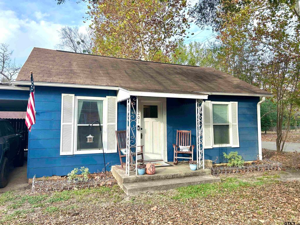 201 Mallory, Lindale, TX 75771