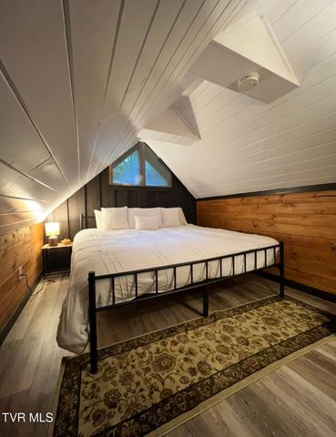 1878 Little Cove Road, Sevierville, TN 37862